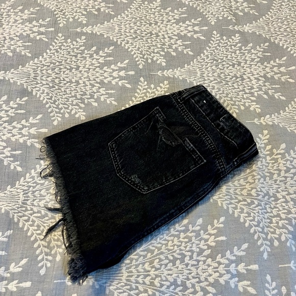 American Eagle Outfitter Black Distress Short size 0 - Picture 6 of 8